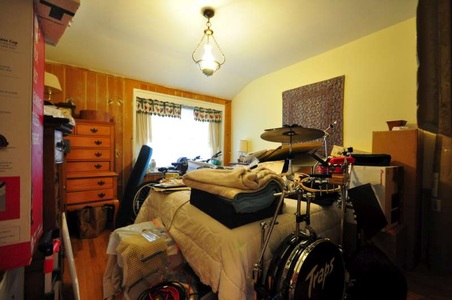 Enlarge photo 51
