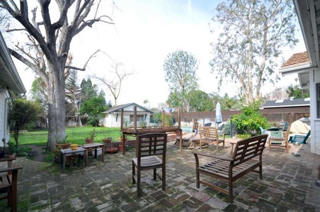 Enlarge photo 73