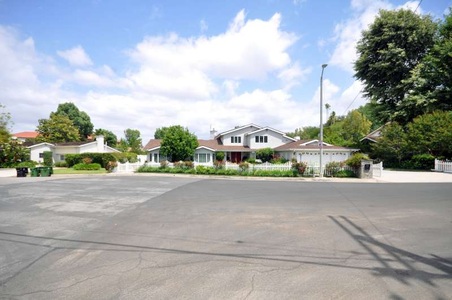 Enlarge photo 3