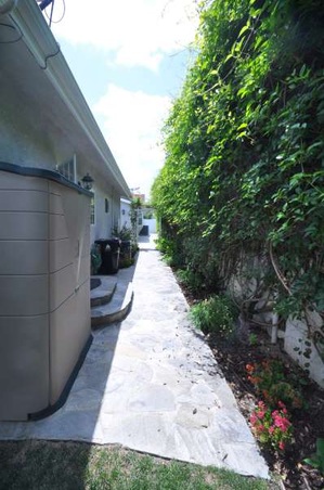 Enlarge photo 130
