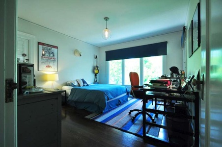 Enlarge photo 58