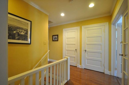 Enlarge photo 37