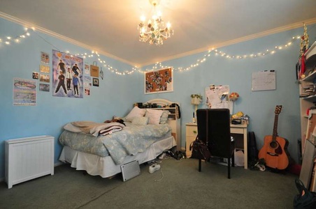 Enlarge photo 45
