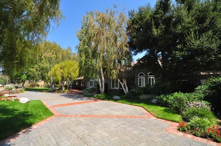 Enlarge photo 4