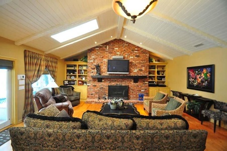 Enlarge photo 82