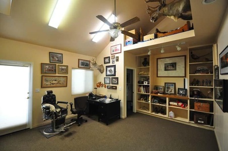 Enlarge photo 139