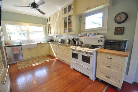 Enlarge photo 32
