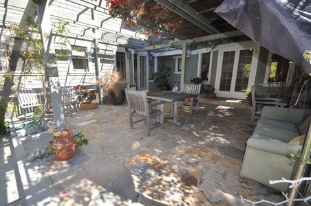 Enlarge photo 48
