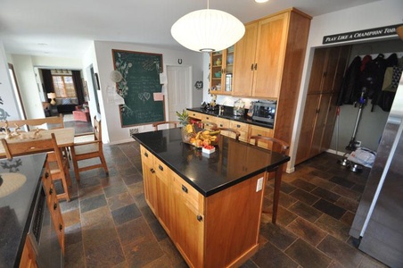 Enlarge photo 40