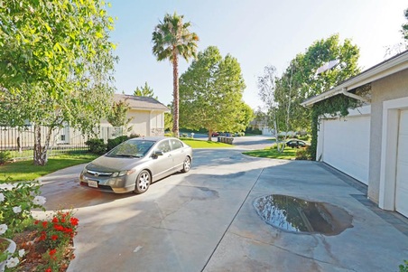 Enlarge photo 2