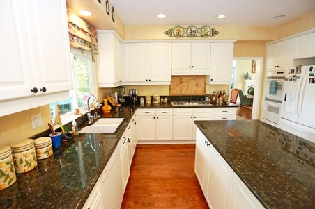 Enlarge photo 29