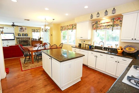 Enlarge photo 31