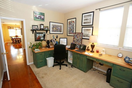 Enlarge photo 47