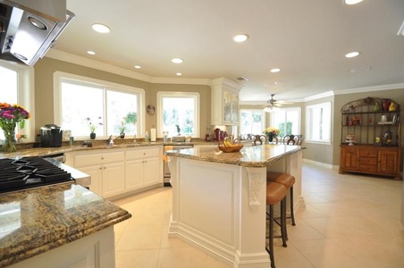 Enlarge photo 27