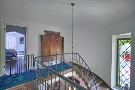 Enlarge photo 43