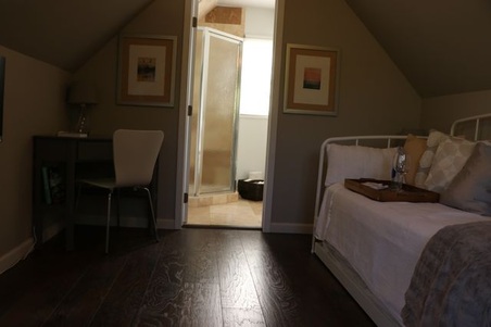 Enlarge photo 30