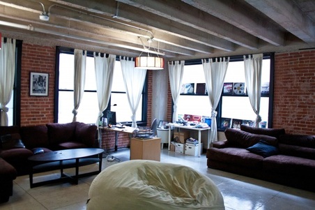 Enlarge photo 19