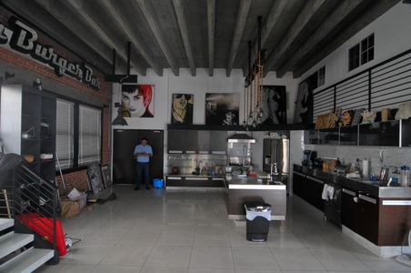 Enlarge photo 40