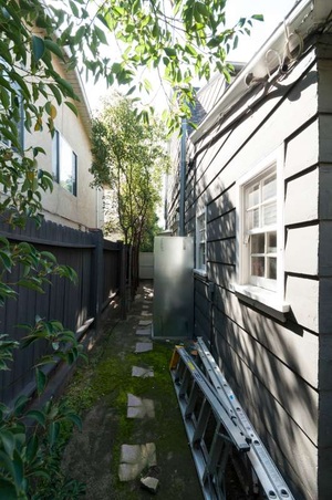 Enlarge photo 76