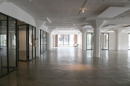 Enlarge photo 21
