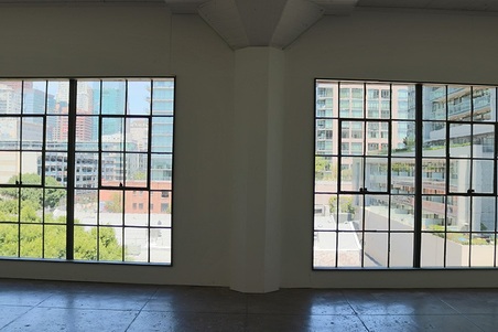 Enlarge photo 46
