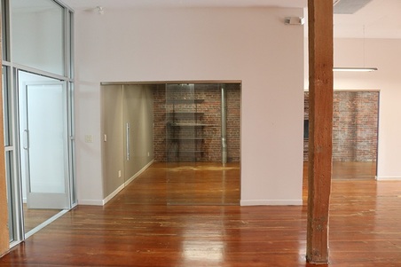 Enlarge photo 48