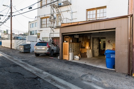 Enlarge photo 46