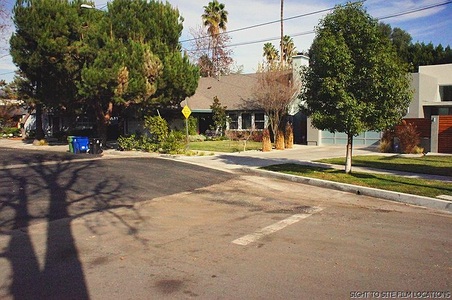 Enlarge photo 16