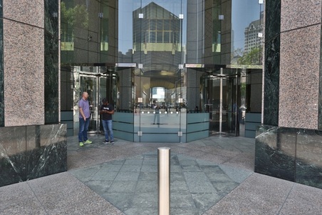 Enlarge photo 4