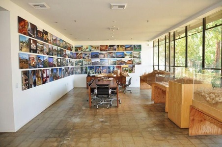 Enlarge photo 69