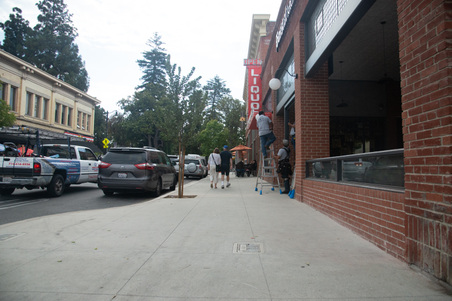 Enlarge photo 21