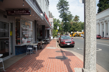 Enlarge photo 53