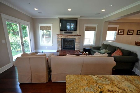 Enlarge photo 15