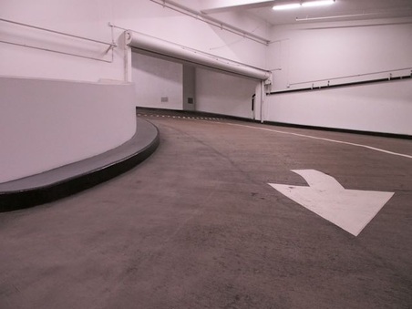 Enlarge photo 38