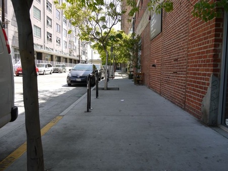 Enlarge photo 24