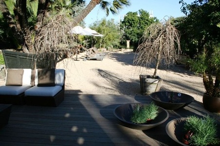 Enlarge photo 105