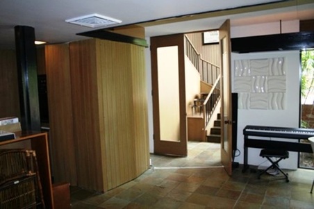 Enlarge photo 51