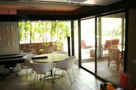 Enlarge photo 27