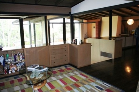 Enlarge photo 70