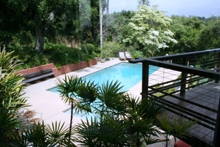 Enlarge photo 136