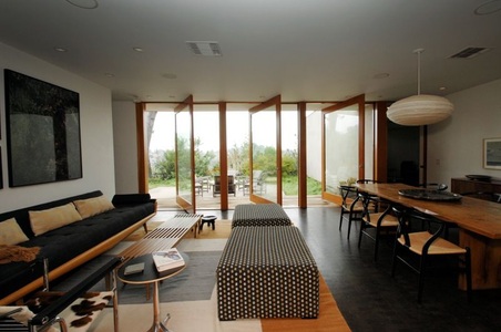 Enlarge photo 36