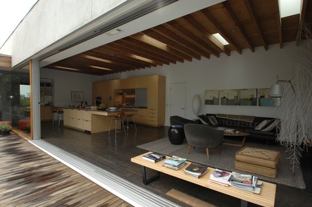 Enlarge photo 24
