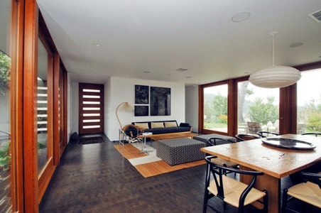 Enlarge photo 33
