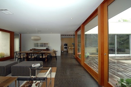 Enlarge photo 44