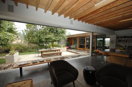 Enlarge photo 127
