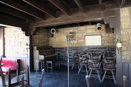 Enlarge photo 47