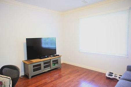 Enlarge photo 30