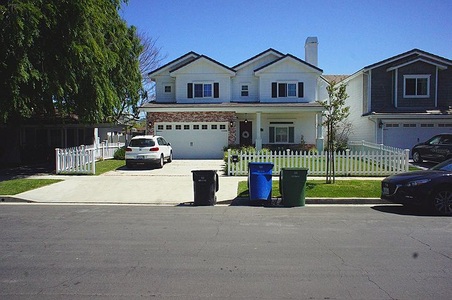 Enlarge photo 76