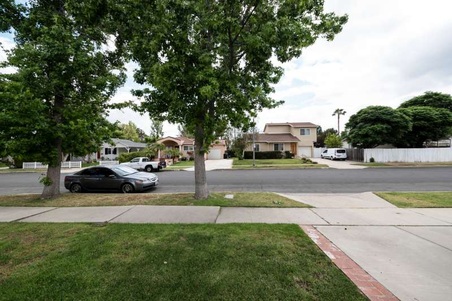 Enlarge photo 5