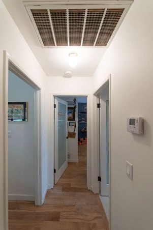 Enlarge photo 32